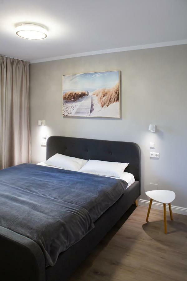 Beachfront Apartment In Fuengirola New Kültér fotó